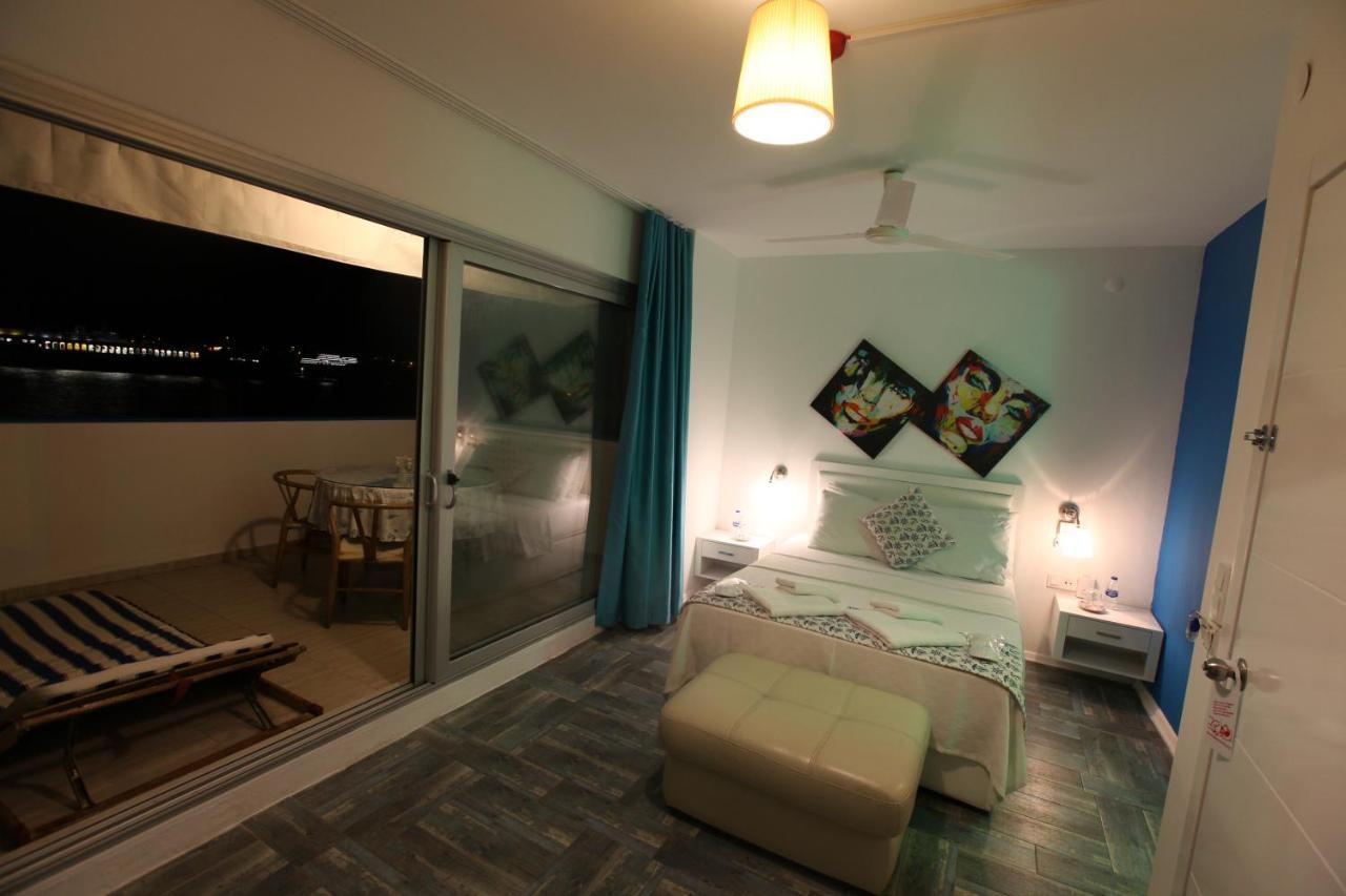 Larimar Hotel Кешме Экстерьер фото